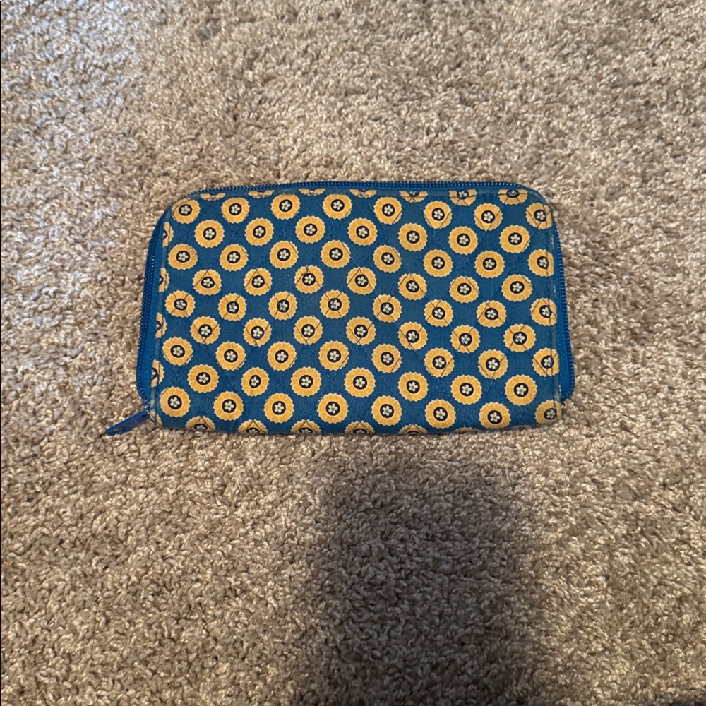 Vera Bradley Riviera Blue Zip Around Wallet